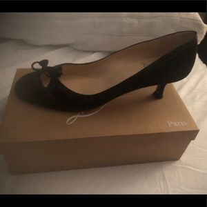 Gorgeous kitten heels